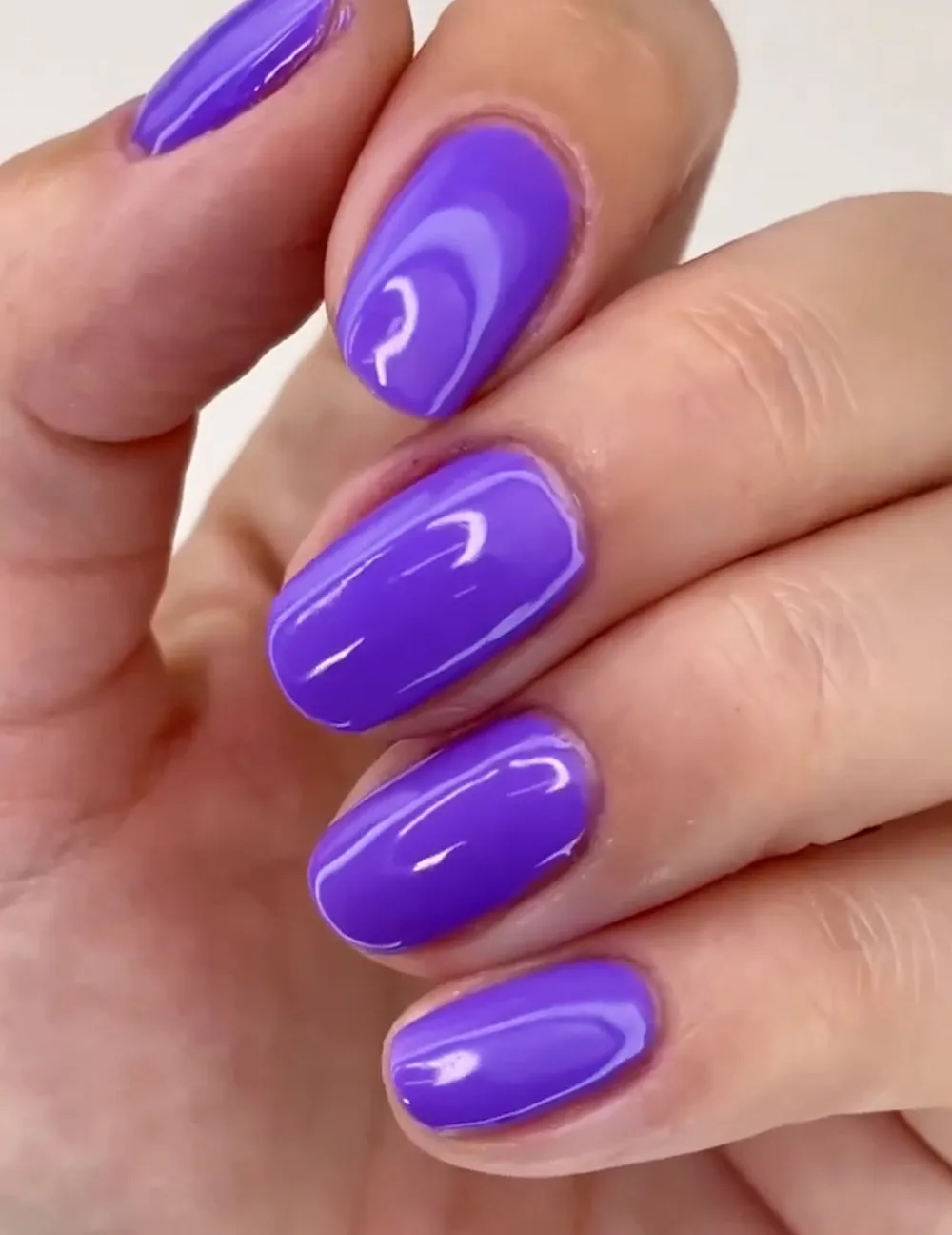 Le Mini Macaron Ultra Violet gellakk 8,5 ml lilla