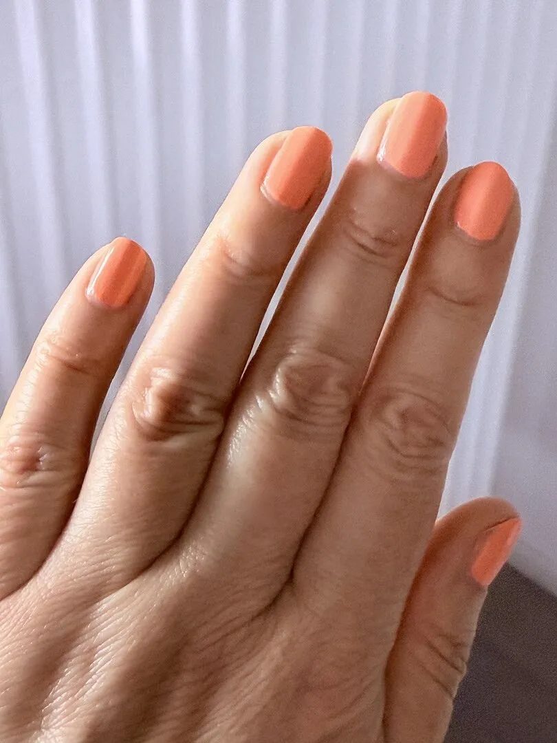Manucurist Green Tangerine neglelakk lys neonoransje