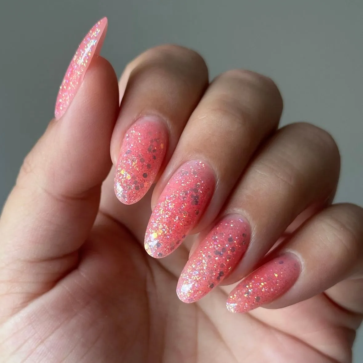 Light Elegance Mango Crush glittergel 10 ml korall