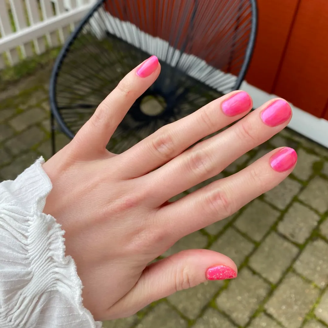 The Gel Collection 746 Pink Punch gelelakk 10 ml rosa semi-transparent