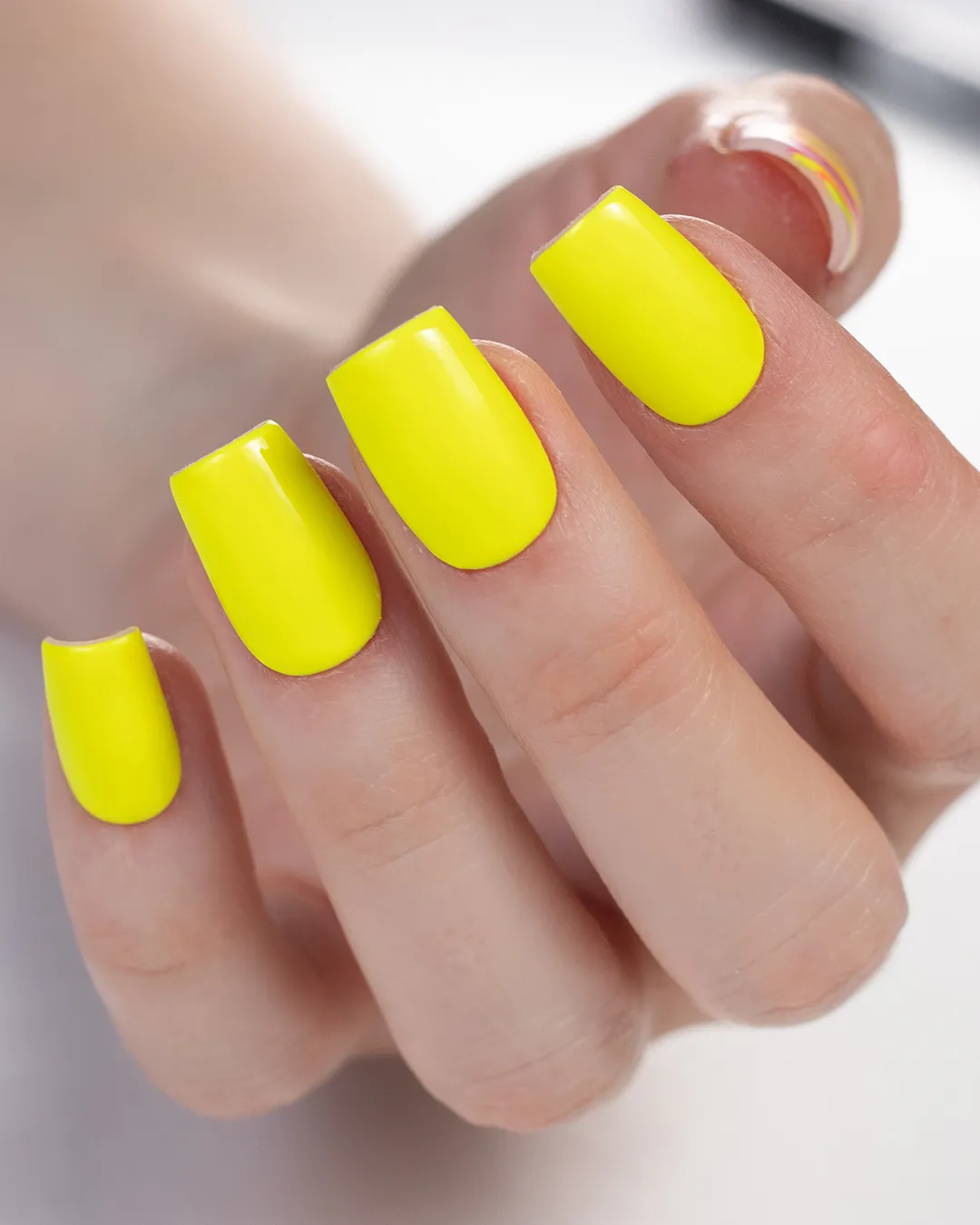 Light Elegance ButterCream Psychedelic neglegelé neongul 5 ml