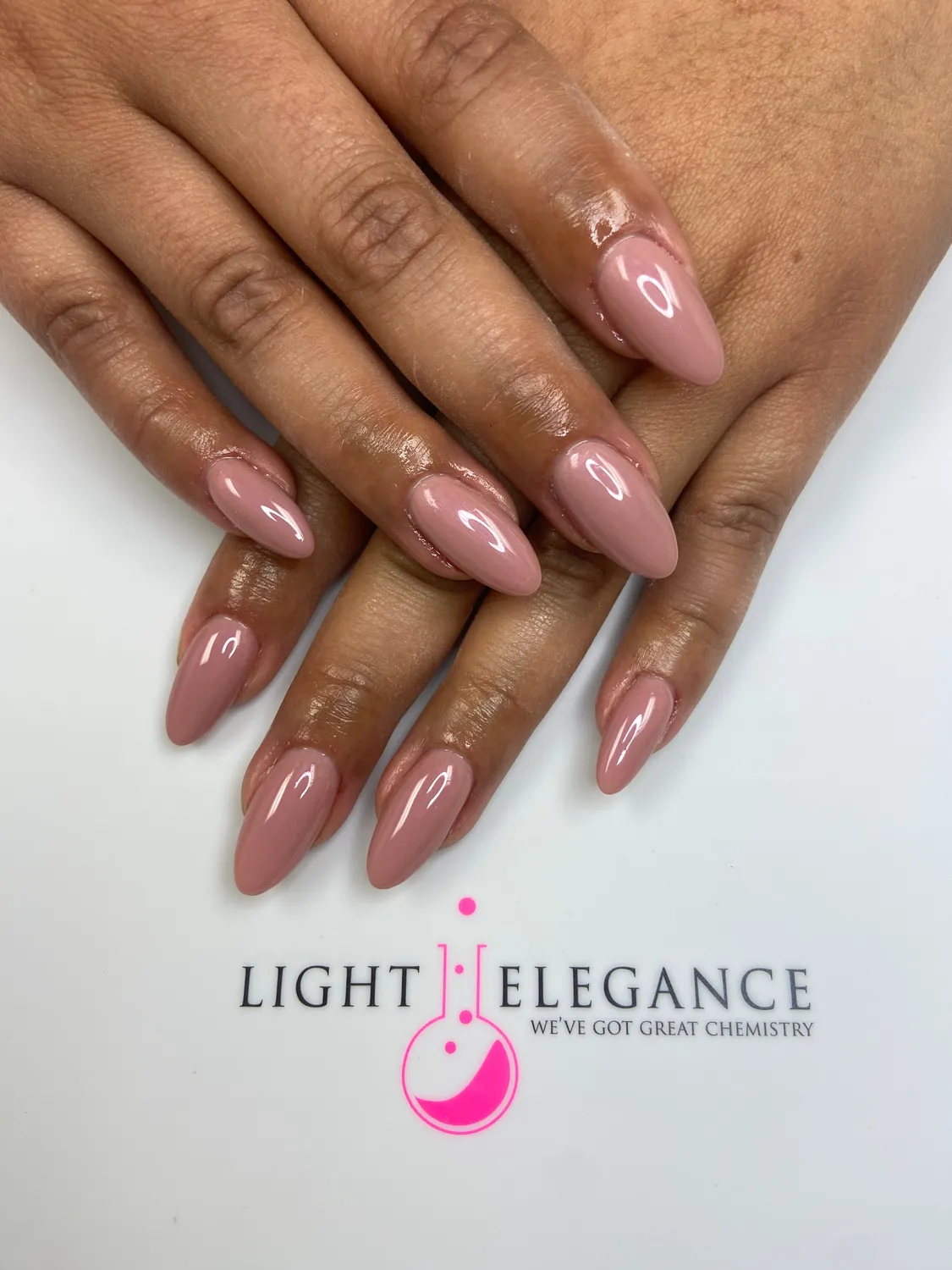 Light Elegance ButterCream I'm Sensitive neglelakk 5 ml shimmer