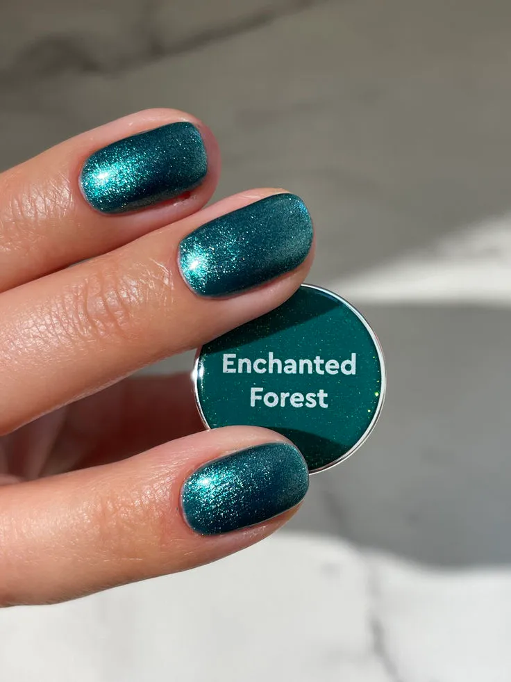 Le Mini Macaron Enchanted Forest gellakk 8,5 ml skimmer