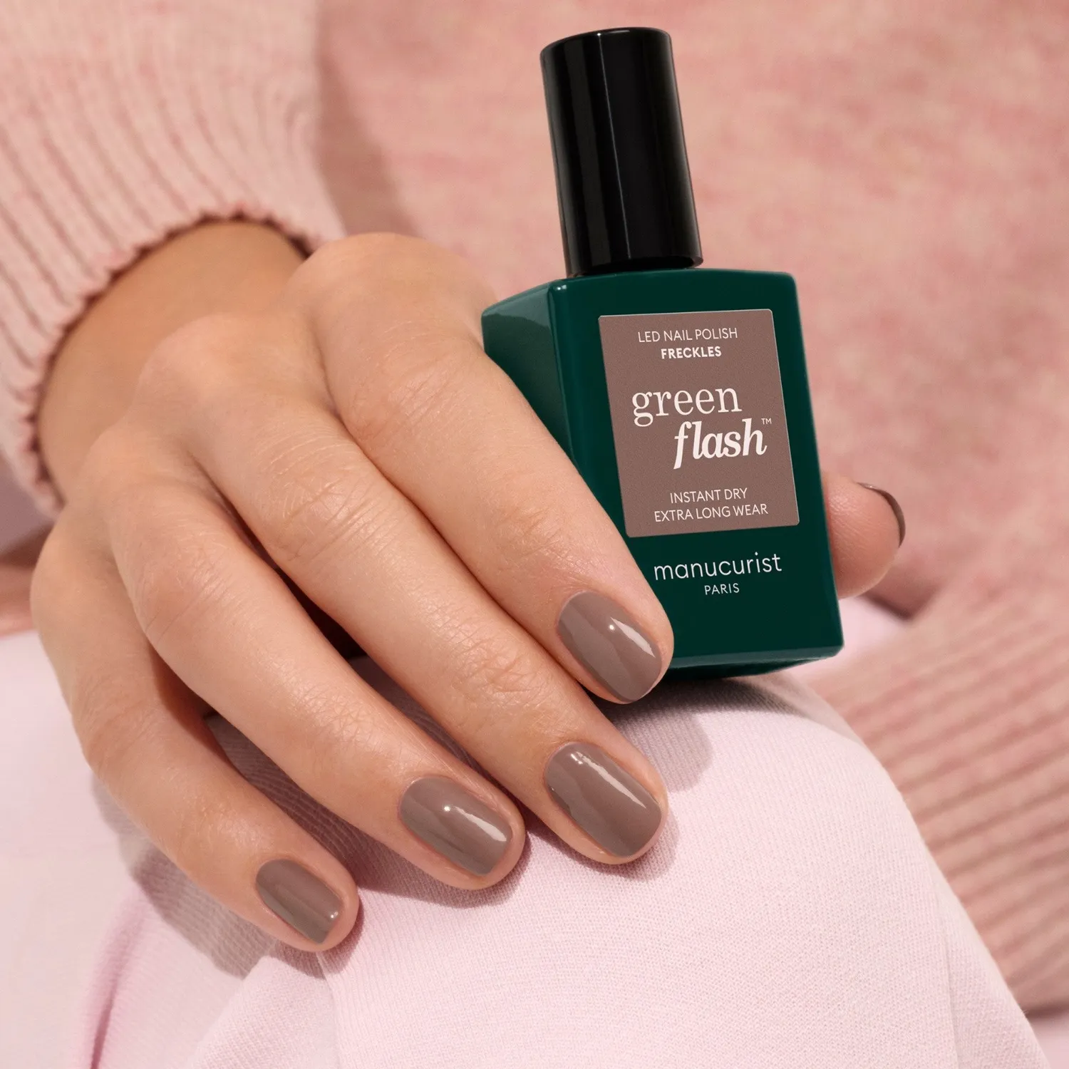 Manucurist Green Flash Freckles gelelakk brun kald