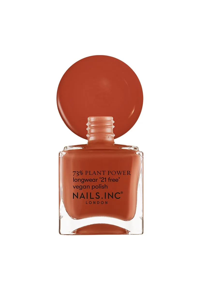 Nails Inc Plant Power What On Earth neglelakk brun