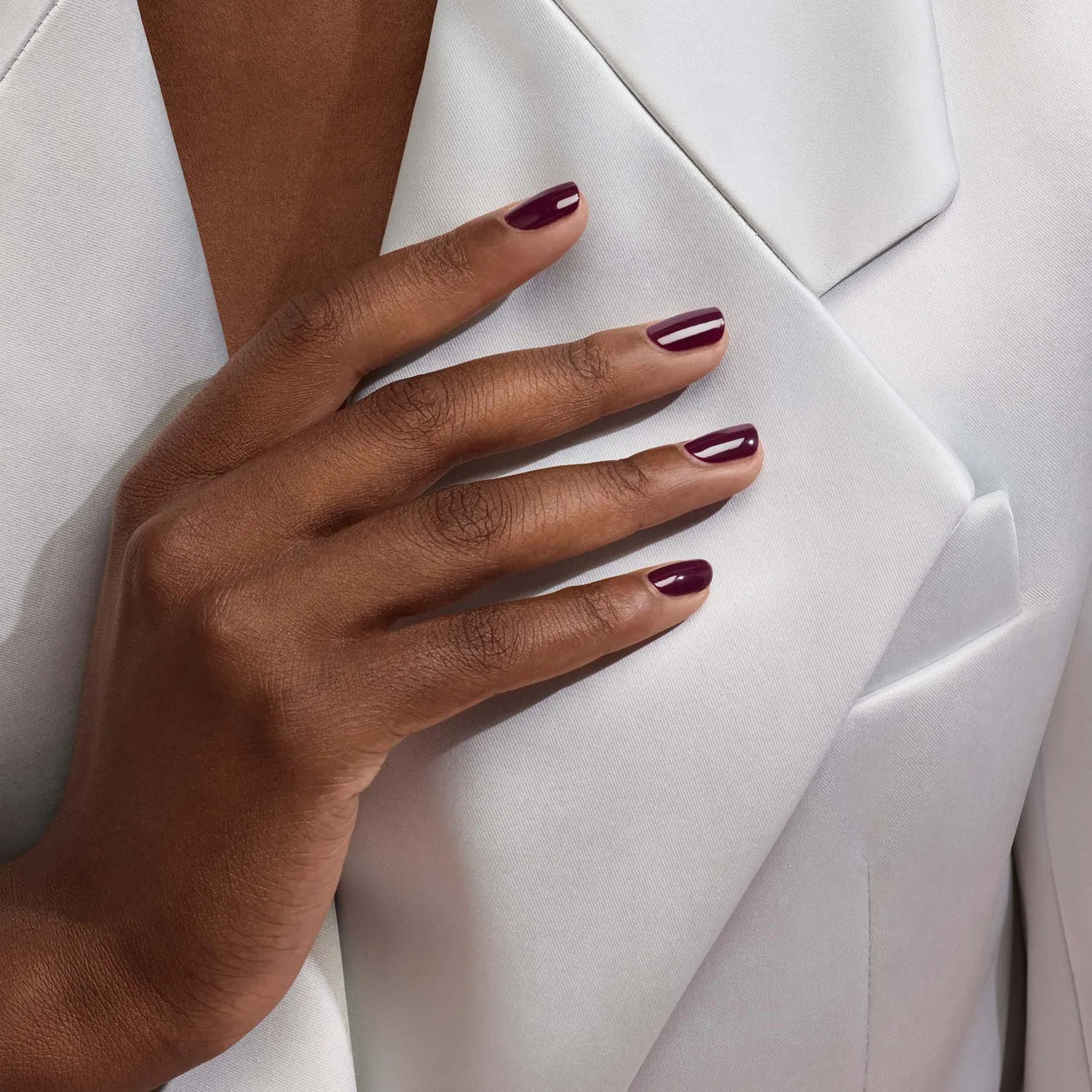Manucurist Green Flash Prune gellakk bordeaux