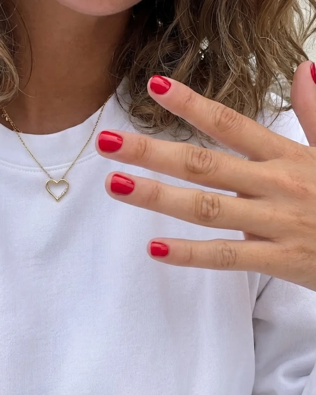The Gel Collection Gel Polish 240 Late Checkout gellakk rød ultra