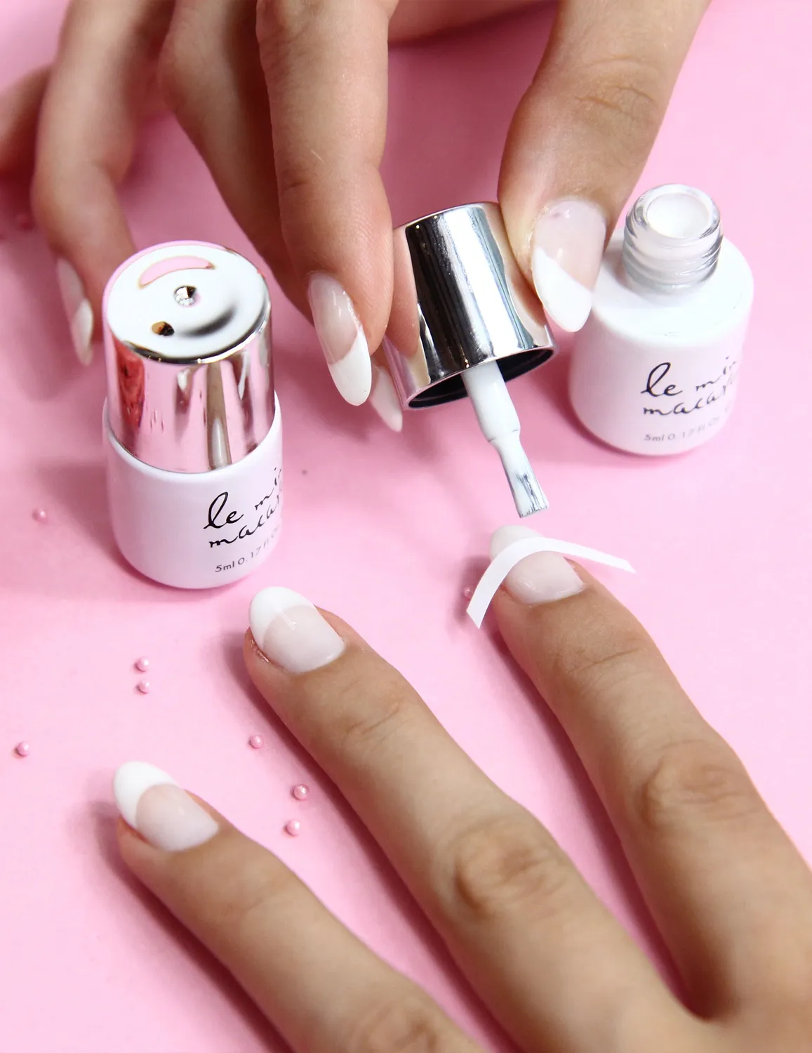 Le Mini Macaron Le Frenchie gellakk sett 2x5 ml hvit