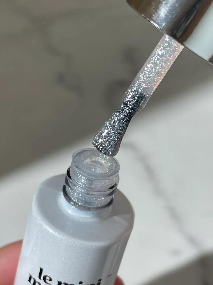 Le Mini Macaron Frosted gellakk 8,5 ml sølvglitter