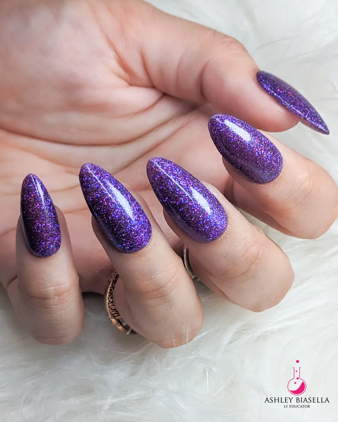 Light Elegance P+ Amethyst Kiss glitter gellakk 10 ml lilla