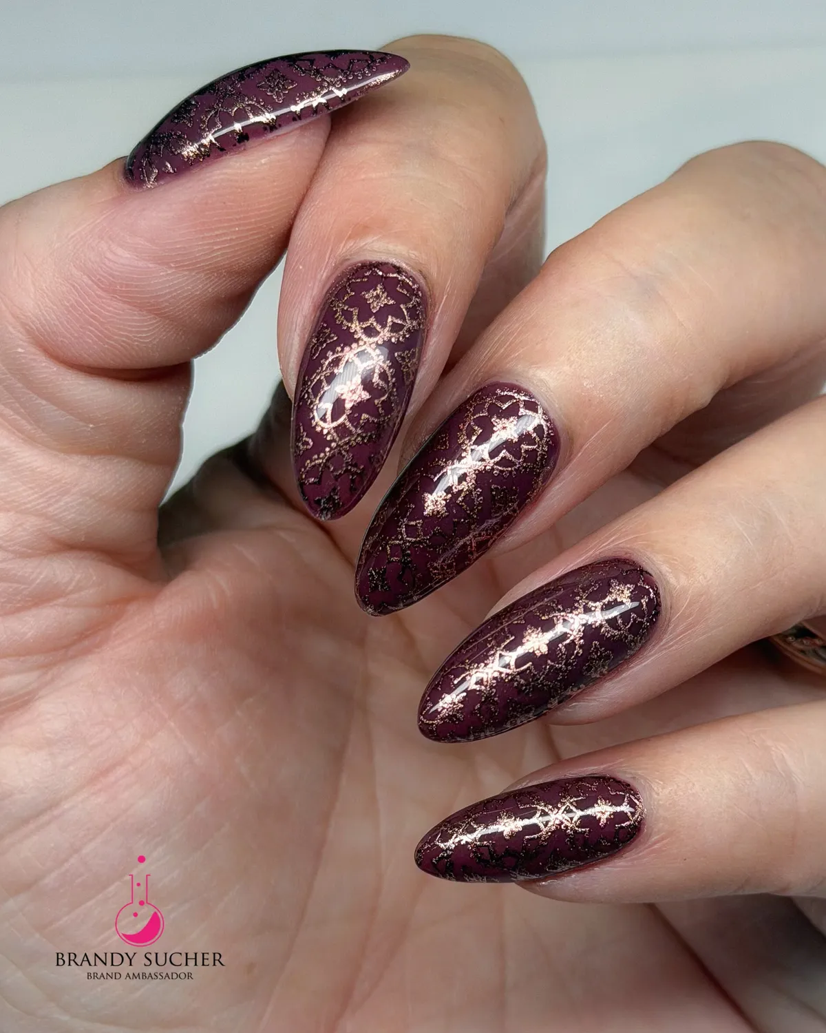 Light Elegance P+ Hangover gellakk 10 ml mørkebrun