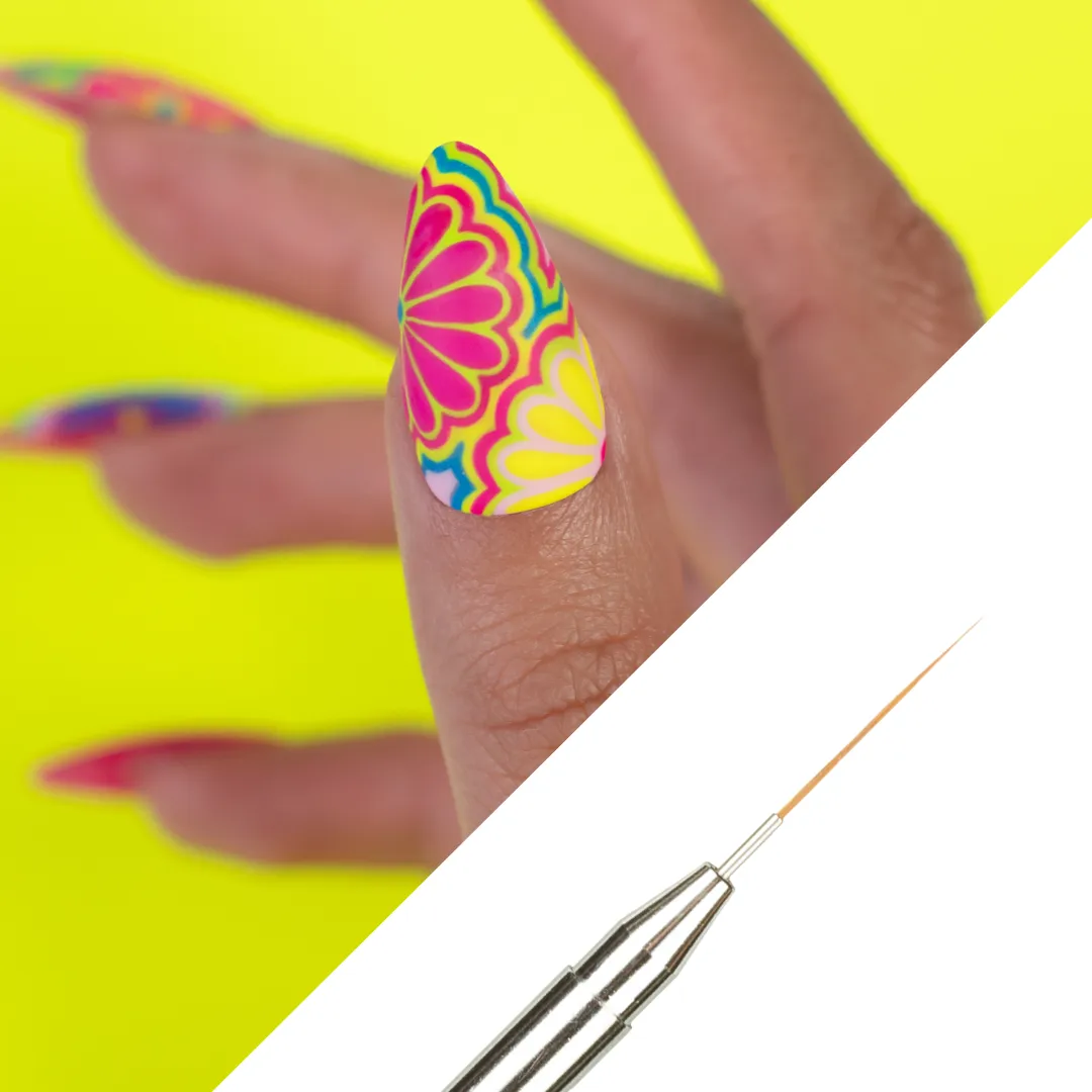 Light Elegance Stripy Celina Rydén nailartpensel striping