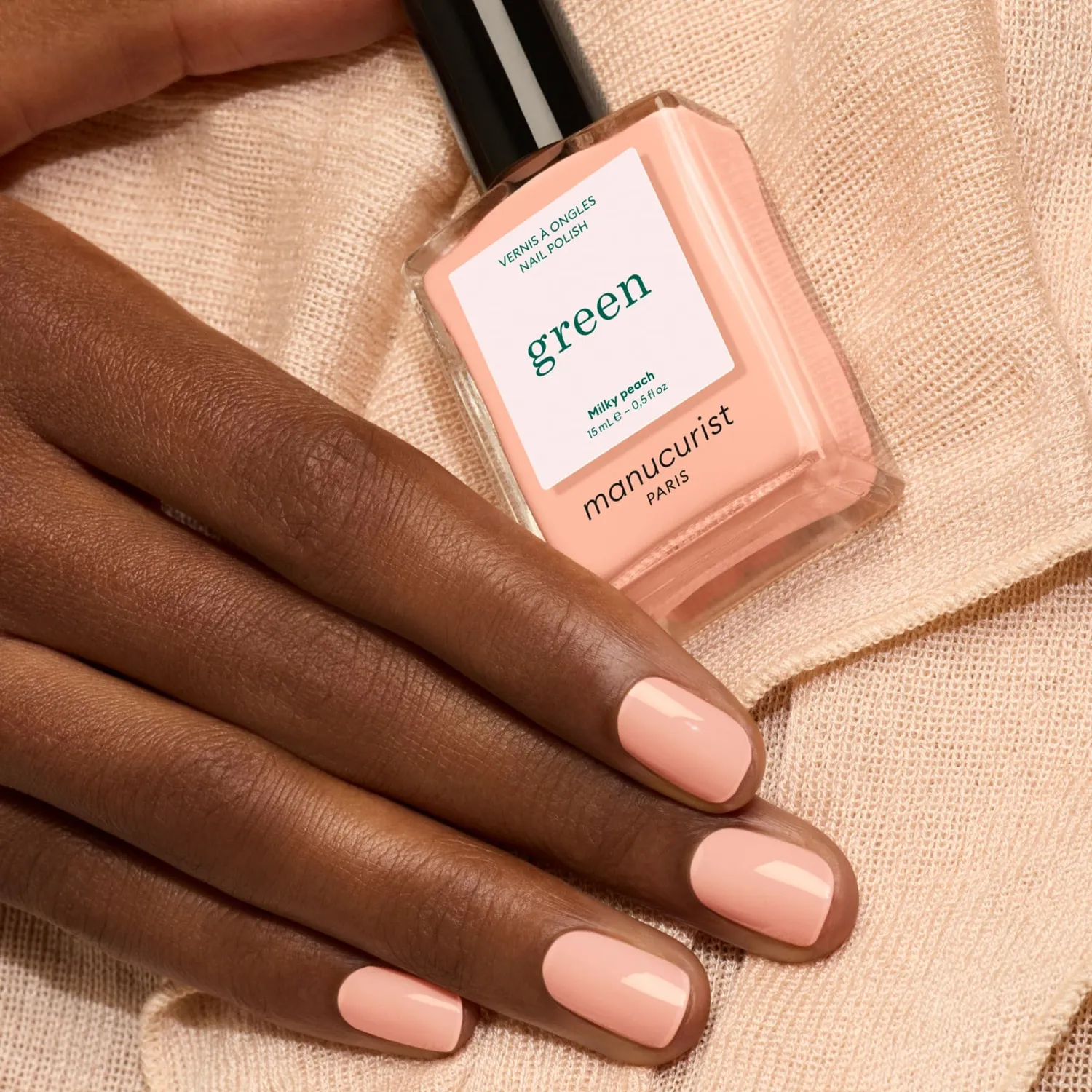 Manucurist Green Milky Peach neglelakk melkeaktig fersken