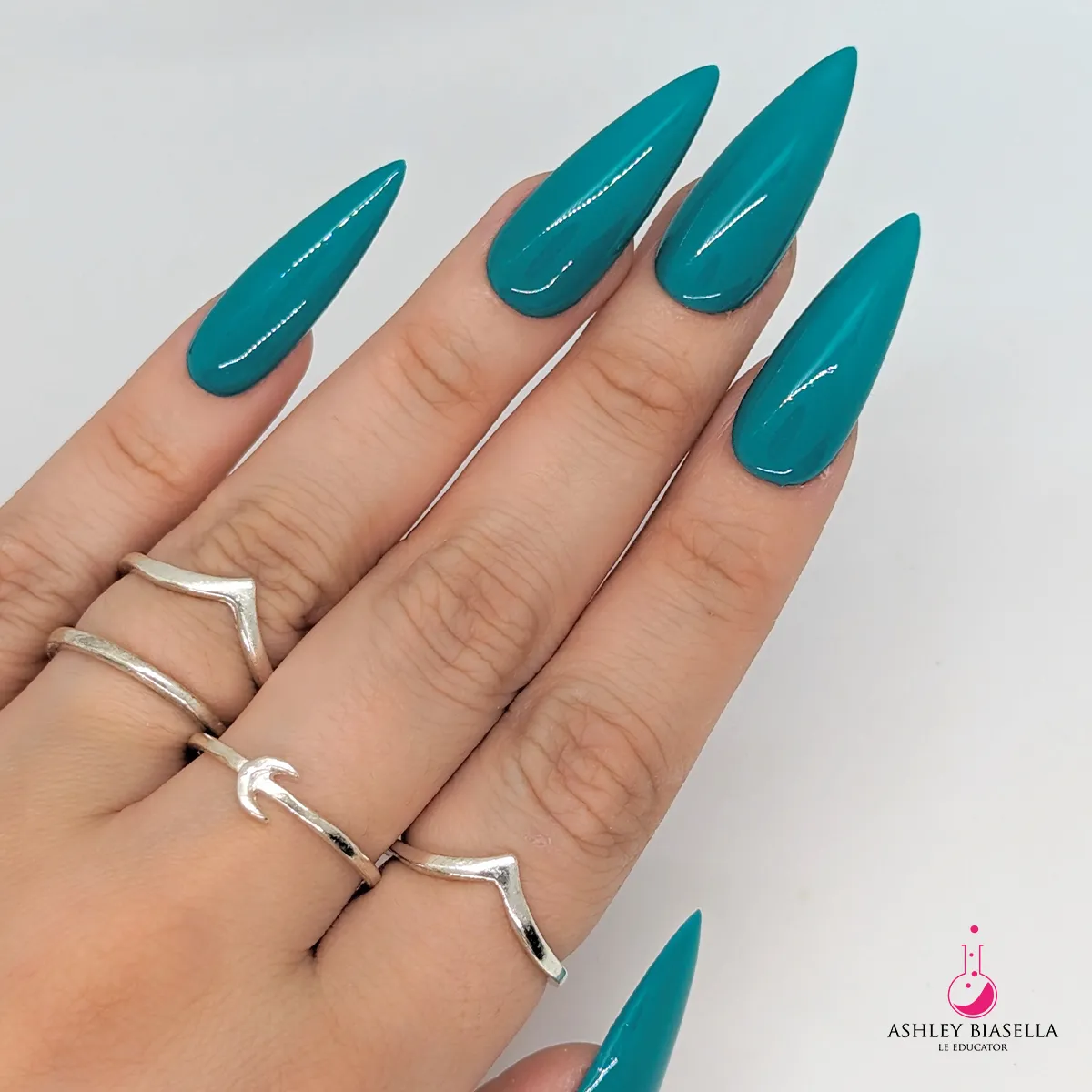 Light Elegance ButterCream Holy Guacamole neglelakk 5 ml teal