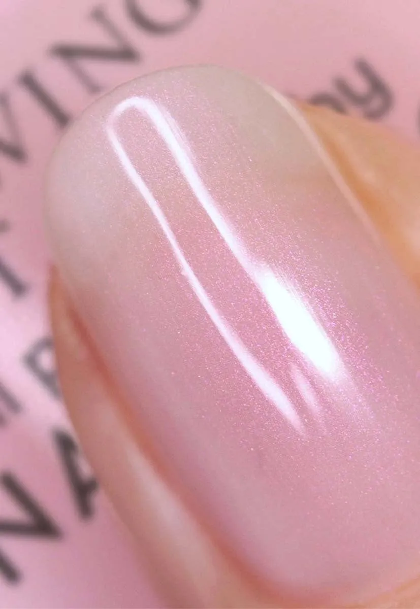 Nails Inc Got Me Glowing negleperfektor glans pleie