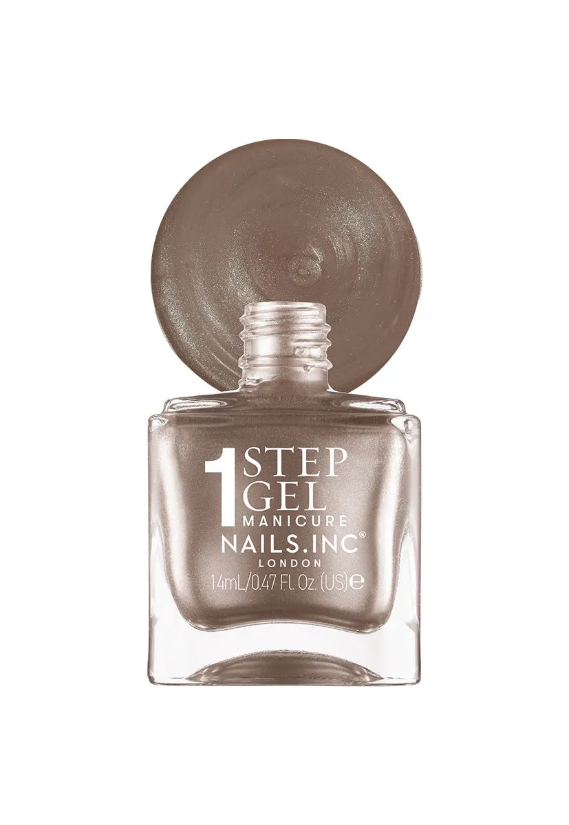 Nails Inc It’s Topless Khloe neglelakk nude 1-step gel