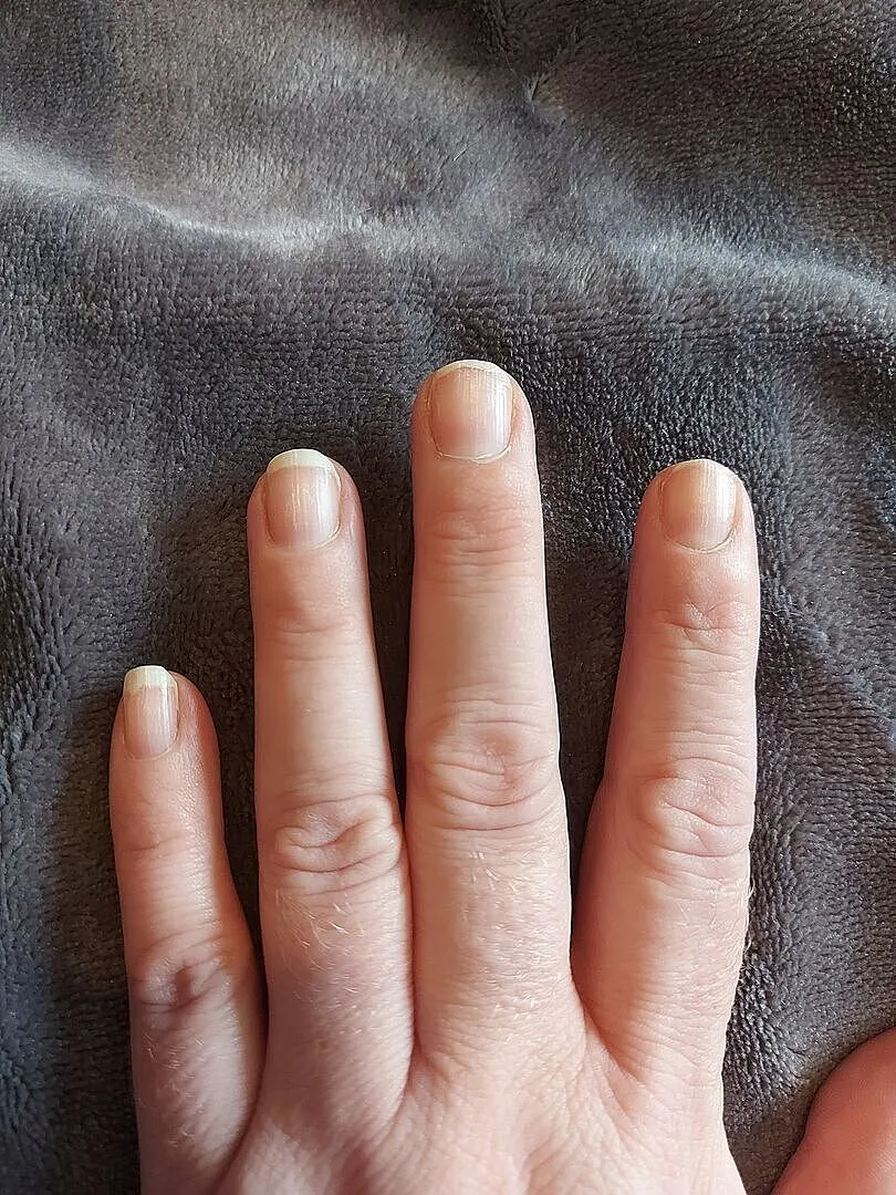 Nails Inc Overnight Detox Mask neglebehandling styrkende