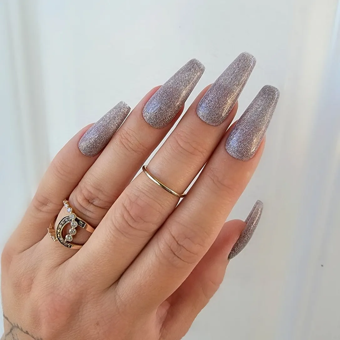 Light Elegance P+ Smokin Gun gellakk 15 ml grå glitter