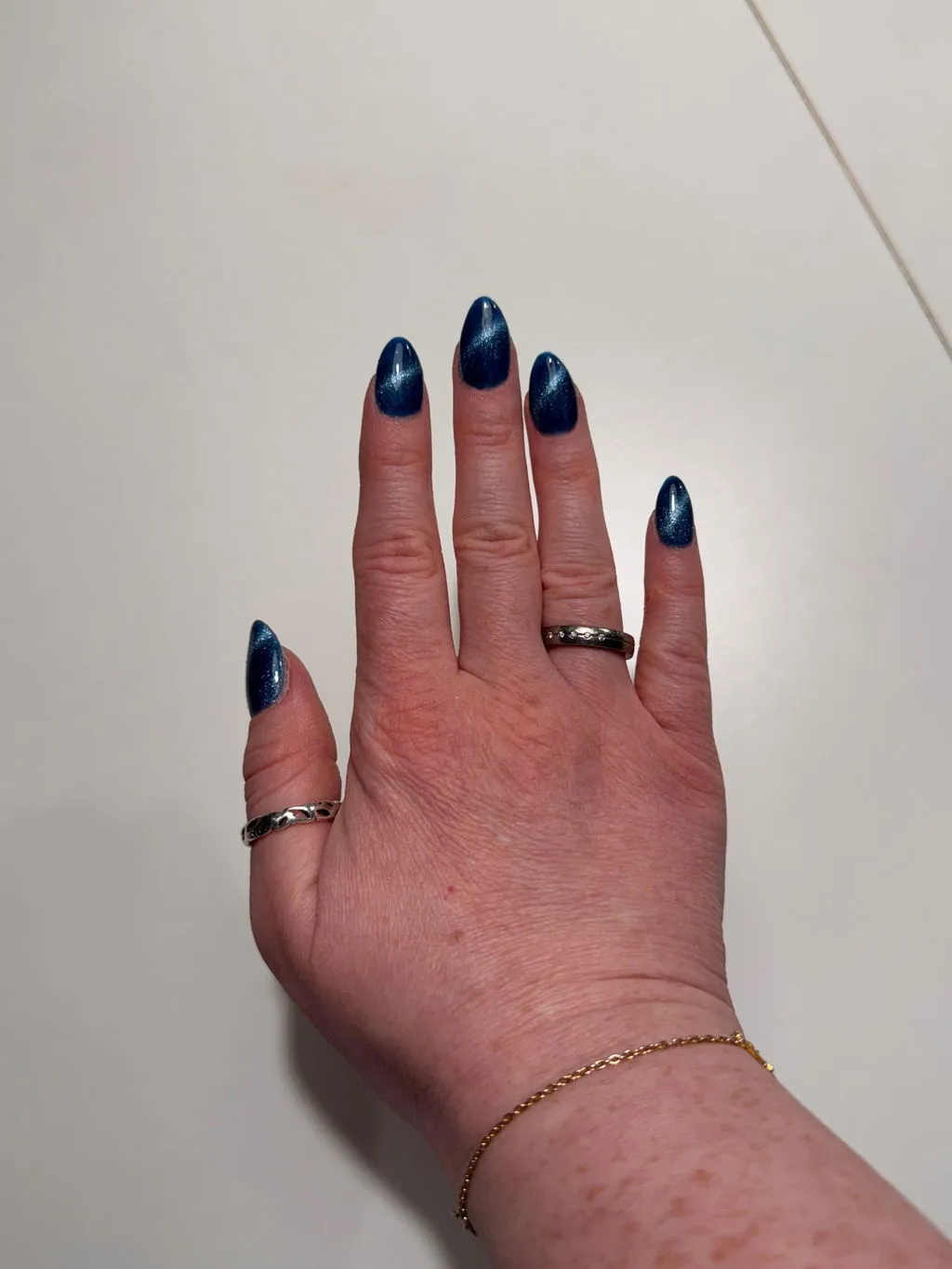 The Gel Collection Cat Eye gel polish Neptun 10 ml safirblå