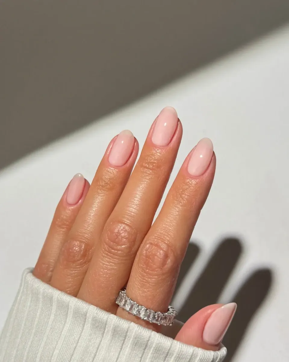 The Gel Collection 21FREE+ Milky Nails fargesett gel polish 296