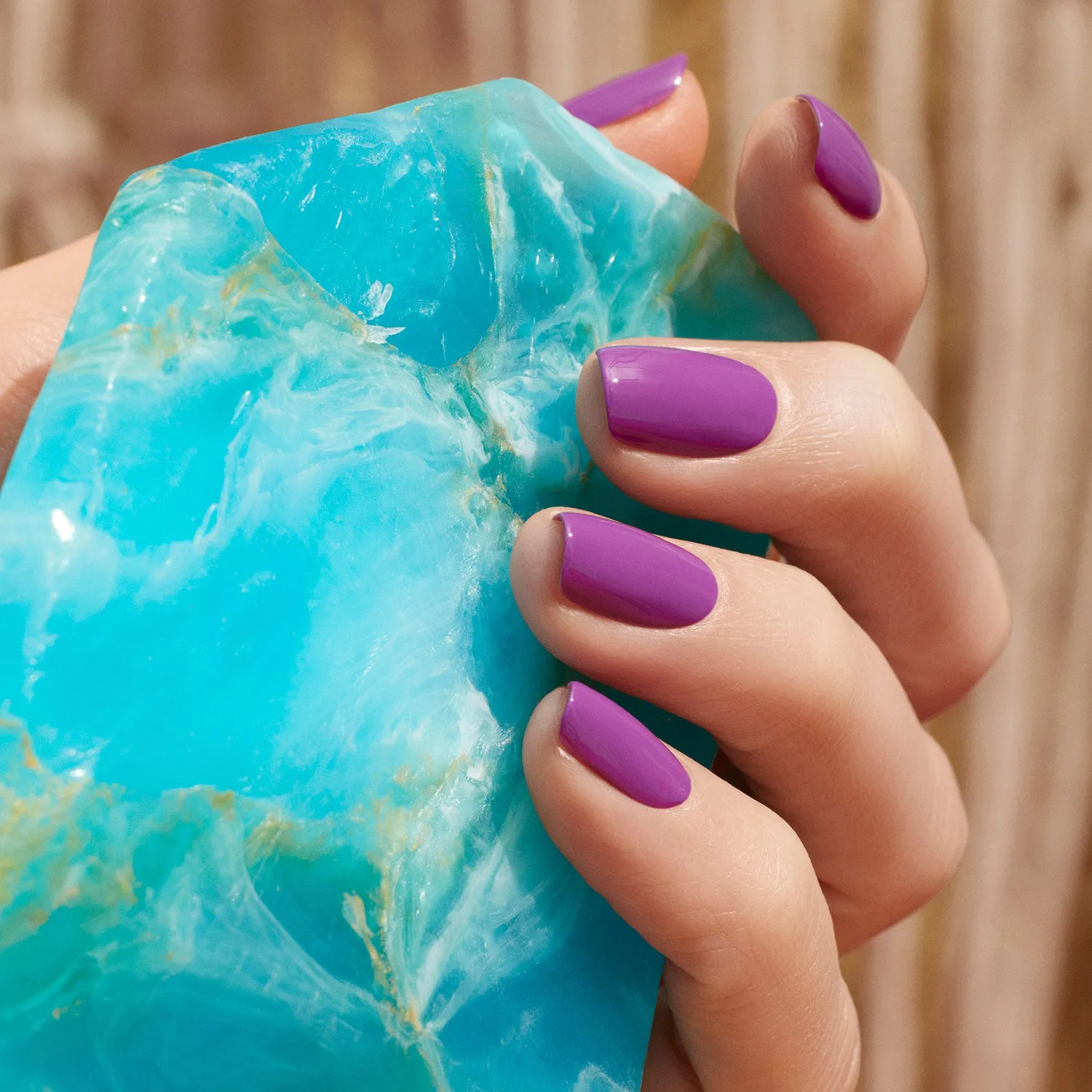 Manucurist Green Flash Violette neglelakk lilla opak