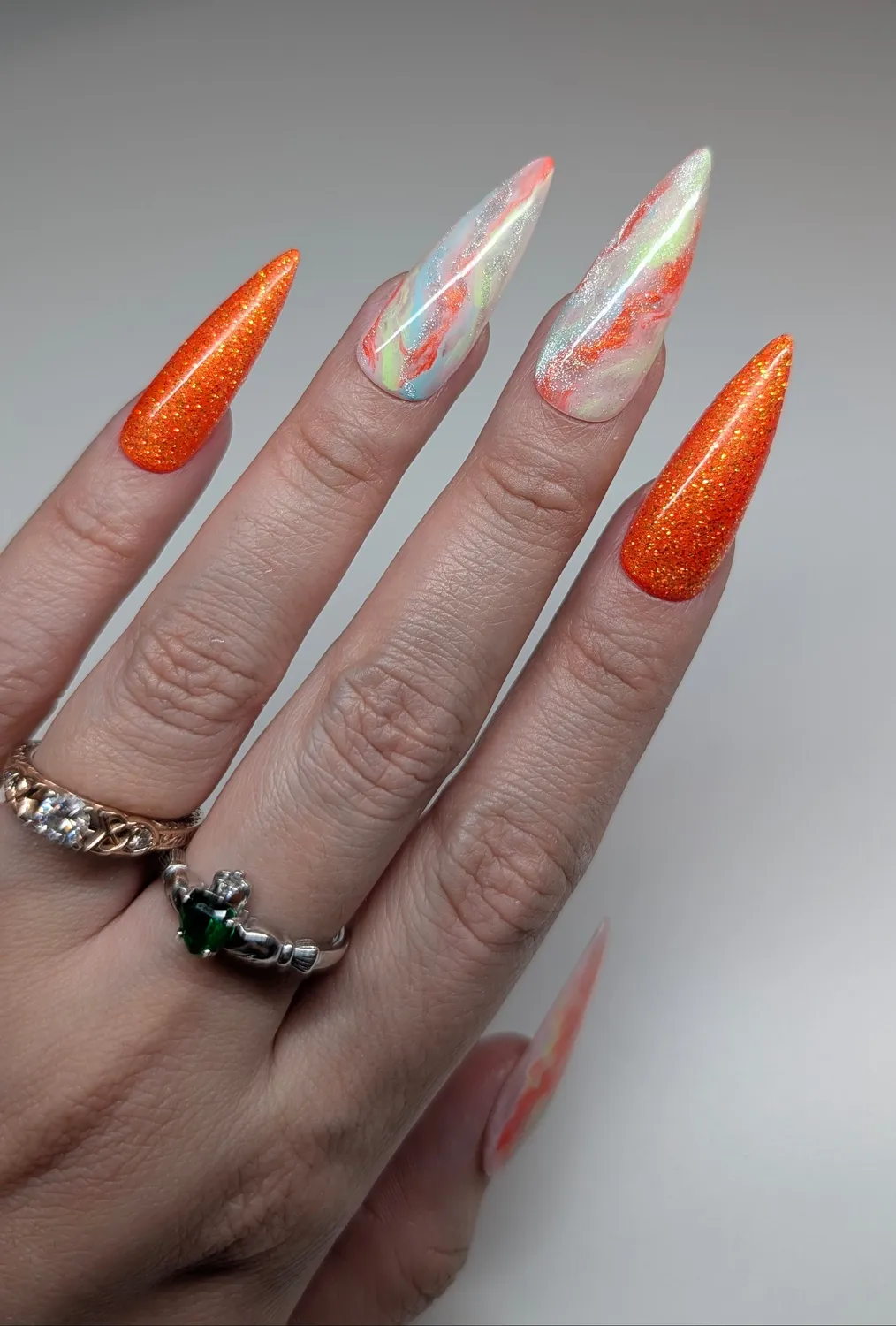 Light Elegance P+ Happy Unbirthday gellakk 10 ml glitter