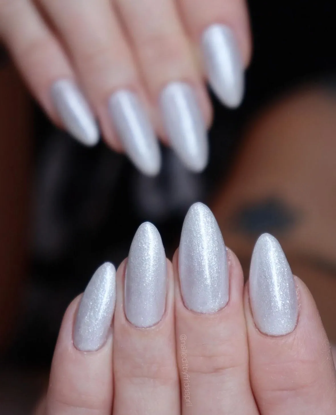Light Elegance Break a Leg ButterCream fargegel hvit shimmer