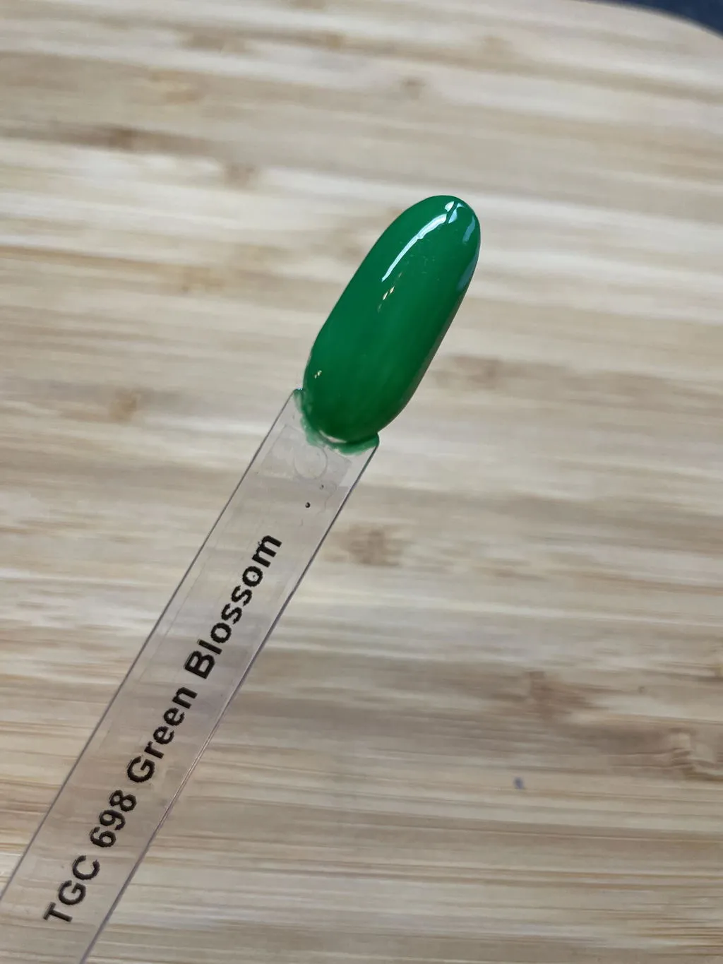 The Gel Collection 698 Green Blossom gellakk grønn 10 ml