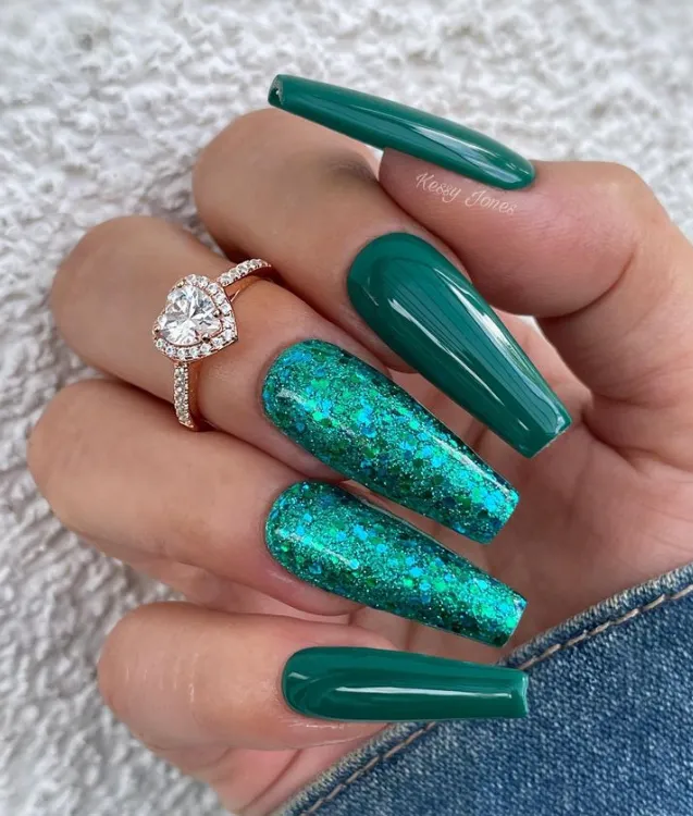 Light Elegance Gaudy but Gorgeous glittergel 10 ml turkis