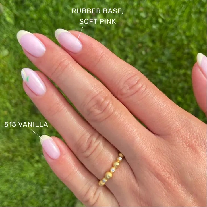 The Gel Collection Rubber Base Soft Pink 10ml 21FREE