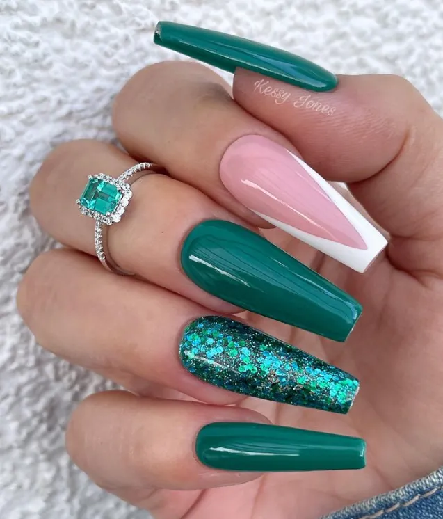 Light Elegance Gaudy but Gorgeous glittergel 10 ml turkis