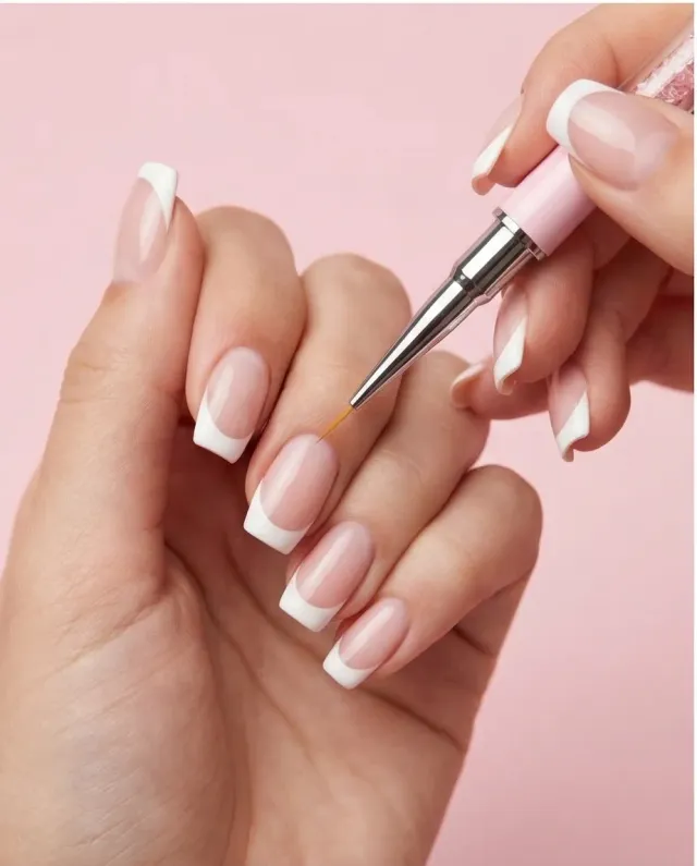 Boz Beauty Lounge fransk manikyr pensel 11 mm syntetisk