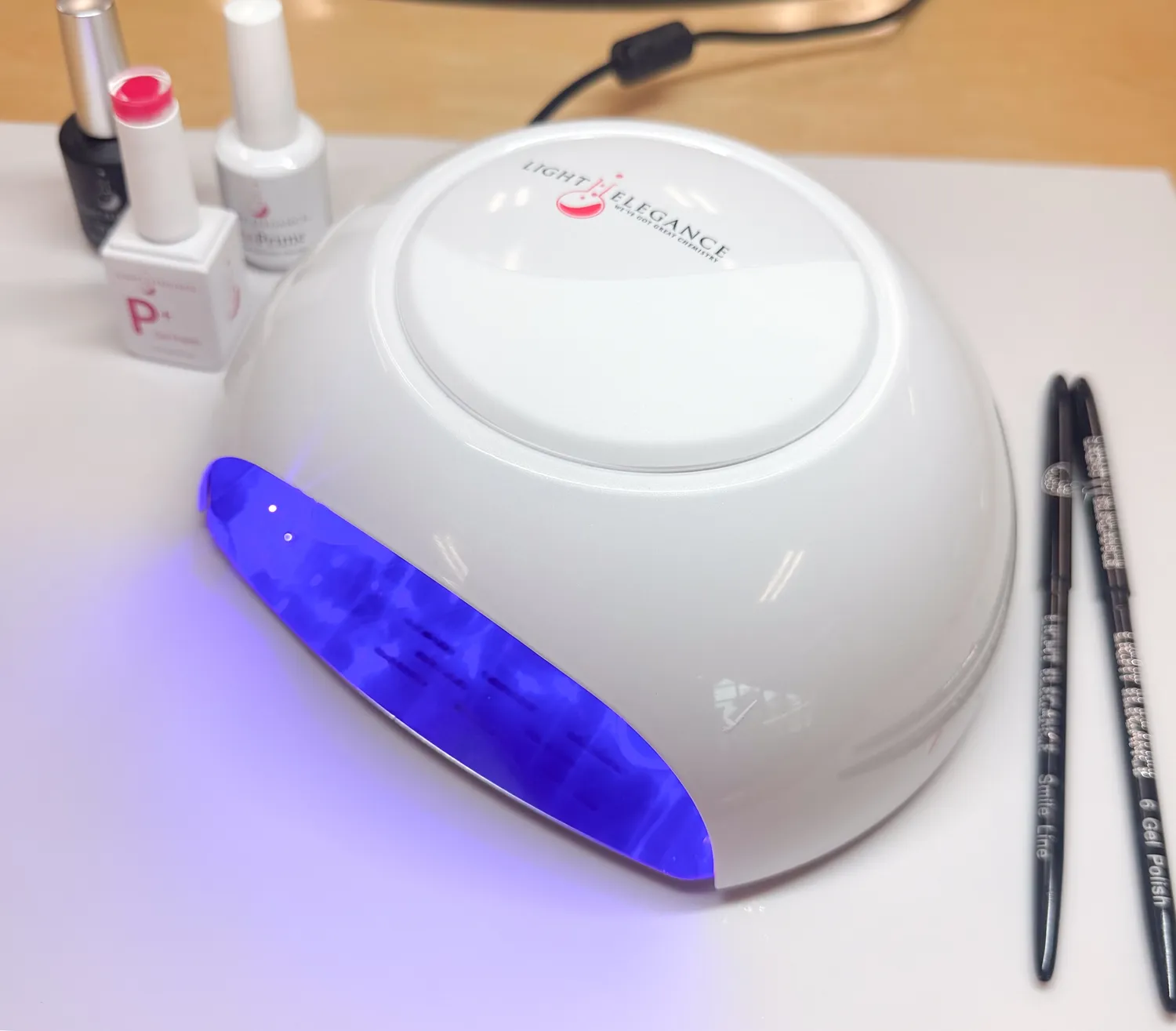 Light Elegance LEDdot håndstøtte silikon hvit pad