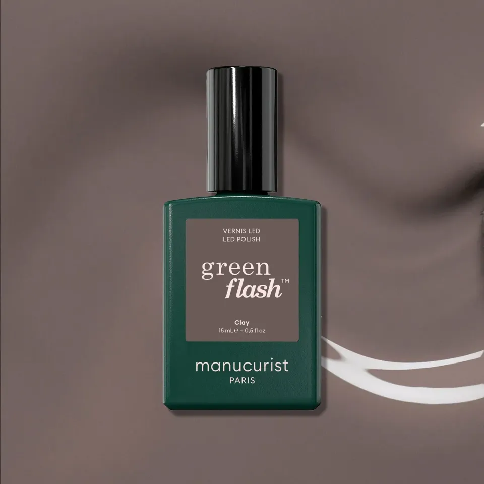 Manucurist Green Flash Clay gellakk taupe dekkevne