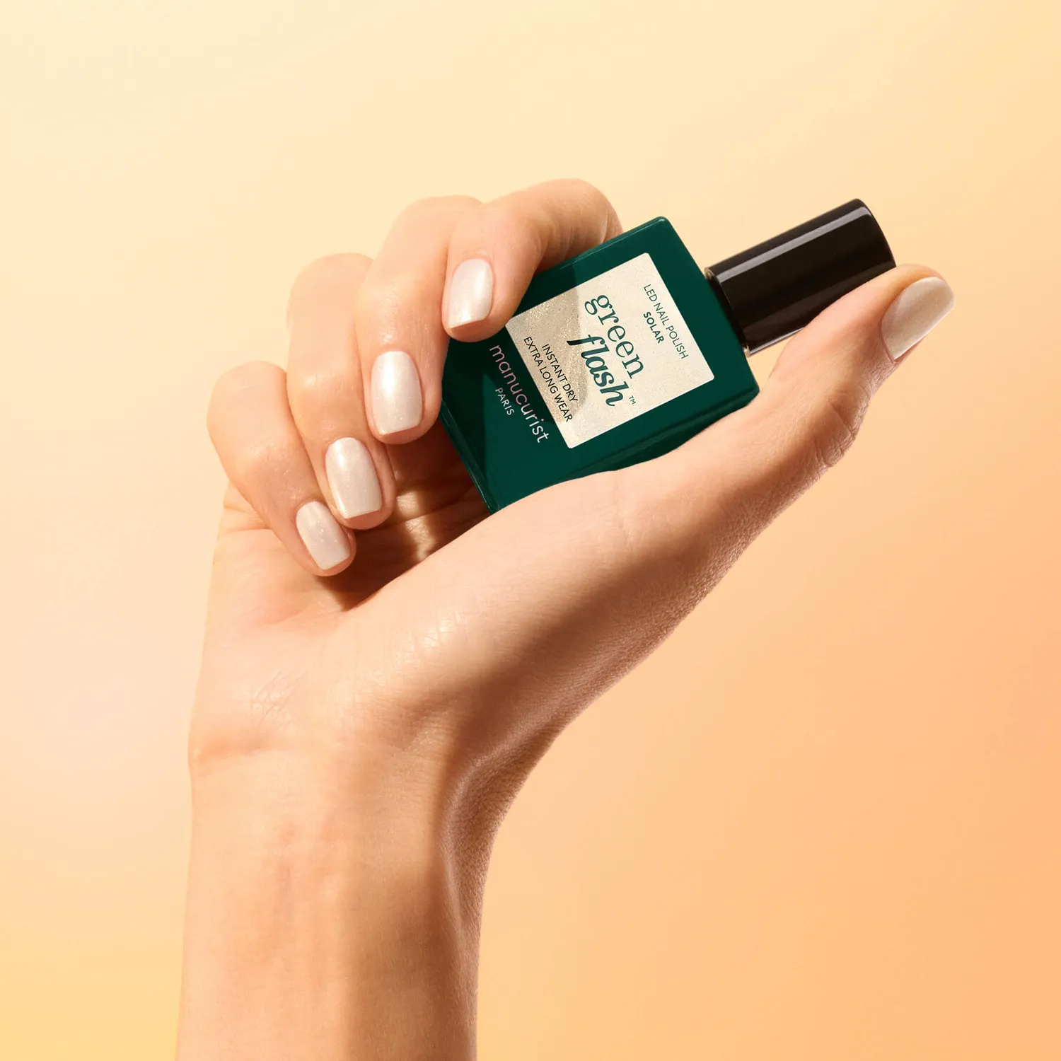 Manucurist Green Flash Solar geleneglelakk hvit glitter