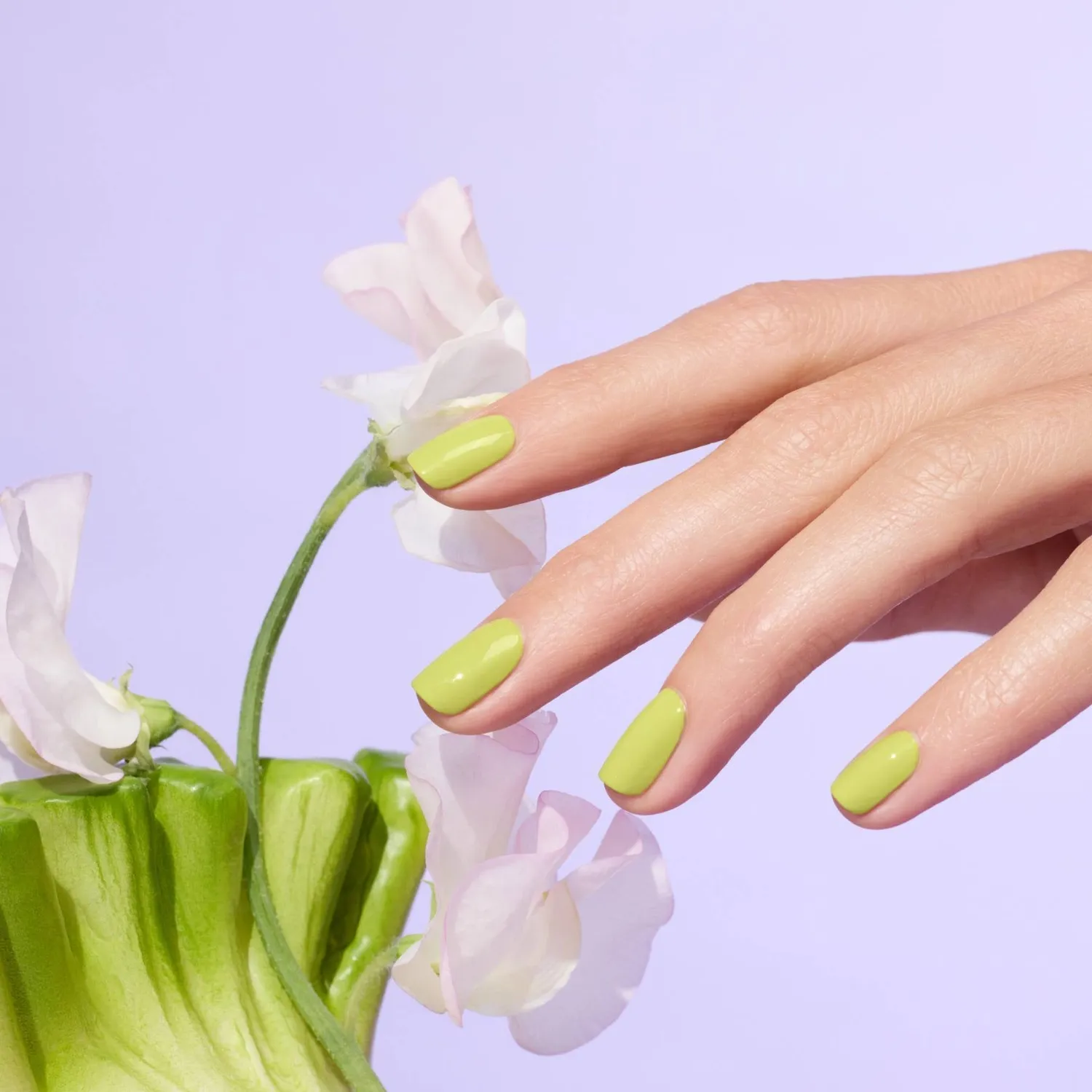 Manucurist Green Lime neglelakk anisgrønn