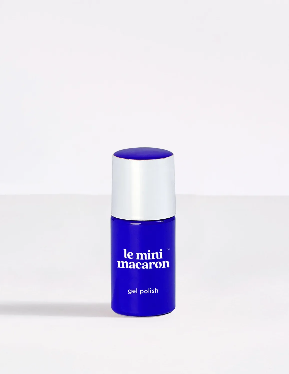 Le Mini Macaron Blue Raspberry gellakk 8,5 ml koboltblå 10 dager
