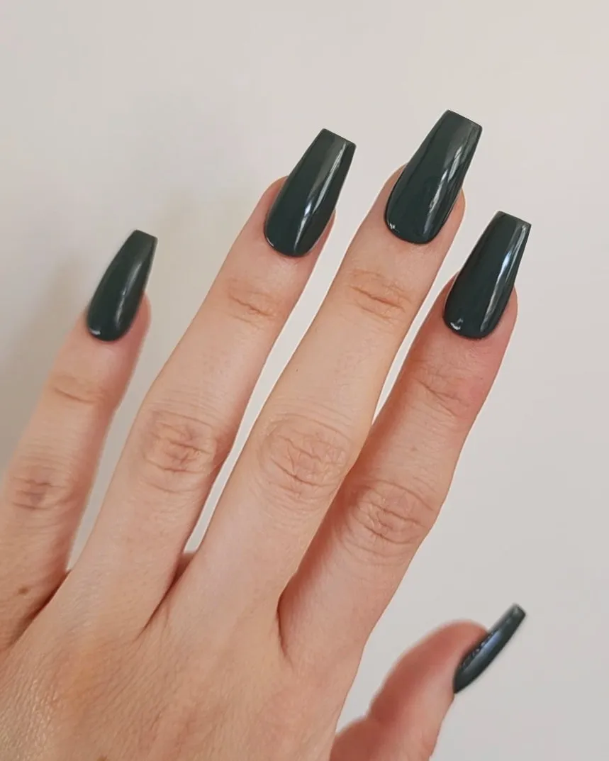Light Elegance ButterCream G.I. Jane fargegel olivengrønn