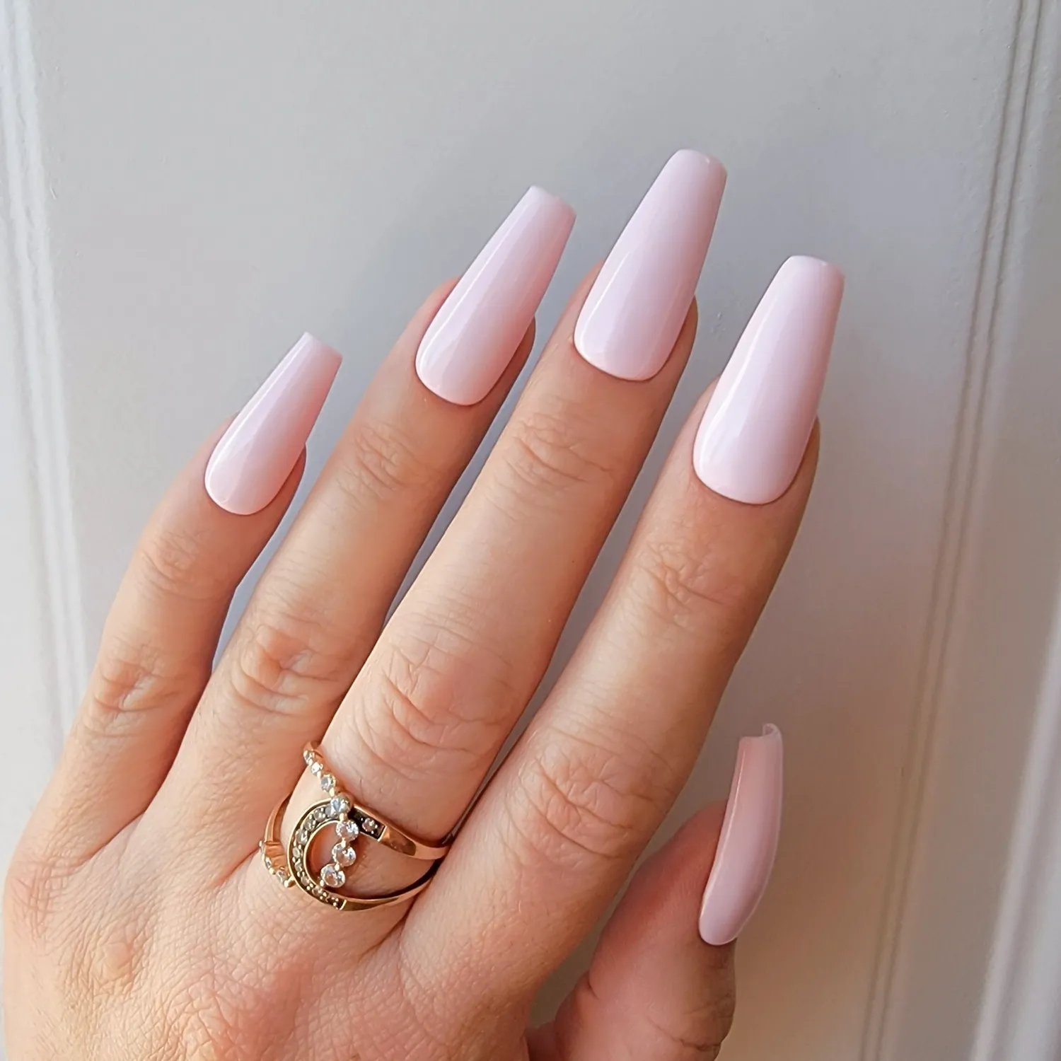 Light Elegance Bon Bon ButterCream fargegel 5 ml søt rosa