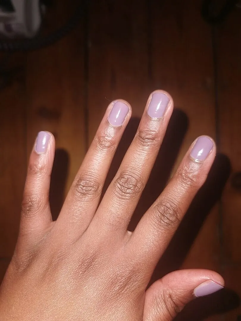 Nails Inc Wetherby Gardens geleneglelakk lilla