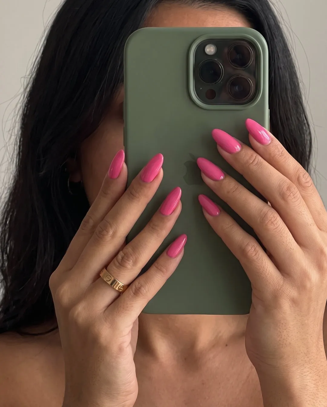 The Gel Collection Gel Polish 144 World Tour gellakk varm pink