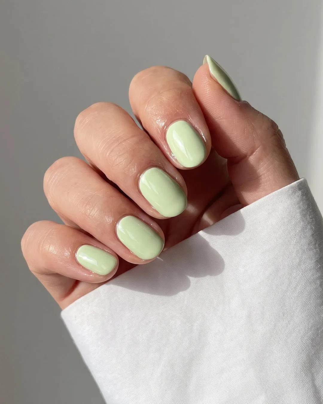 The Gel Collection 21FREE+ 228 Late Bloomer gellakk pastellgrønn