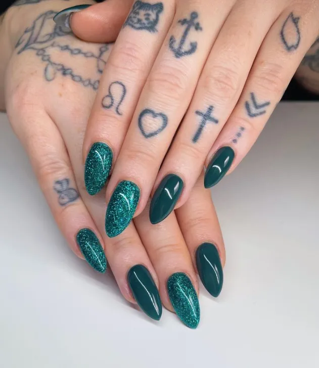 Light Elegance Peacock glitter gel 10 ml turkis