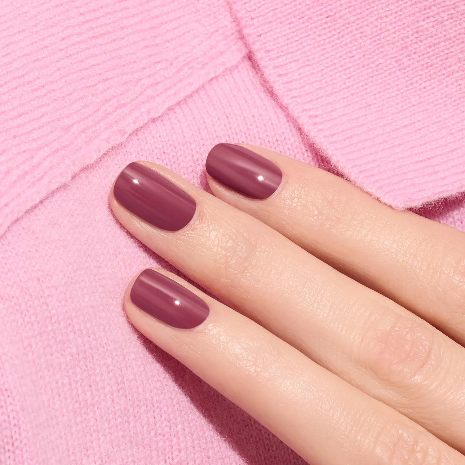 Manucurist Green Flash Victoria Plum gellakk plomme 7 dager