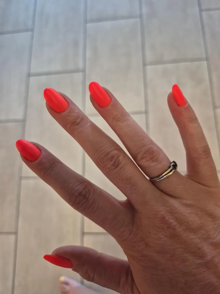 Light Elegance ButterCream Trippy gellakk neon oransje cream