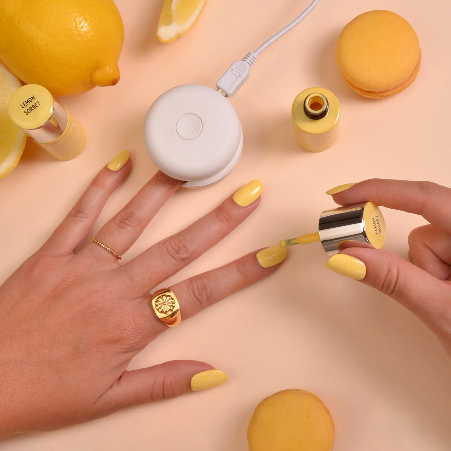 Le Mini Macaron Lemon Sorbet gellakk 8,5 ml pastellgul
