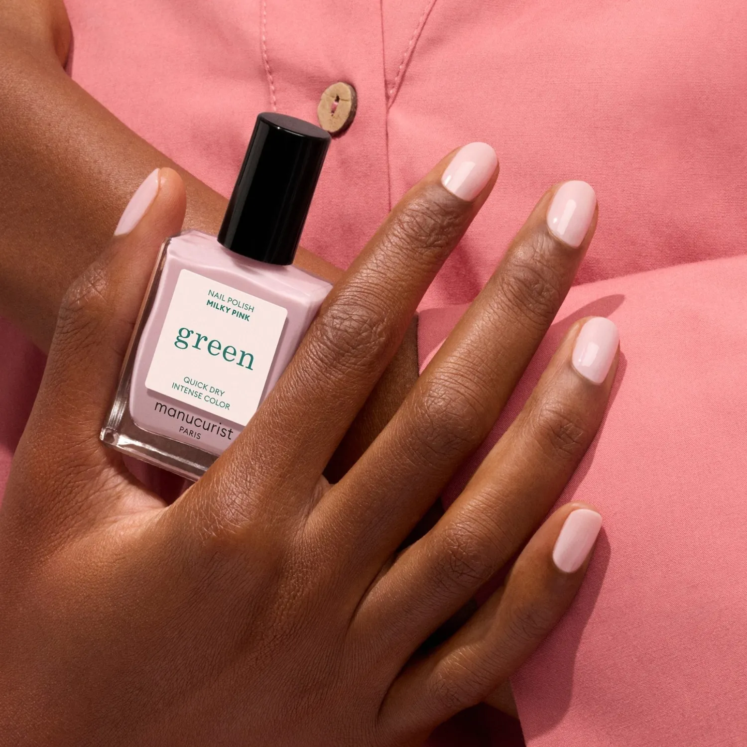Manucurist Green Milky Pink neglelakk melkerosa