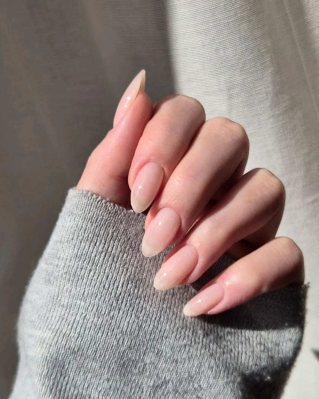 The Gel Collection Gel Polish 270 Stolen Glance rosa