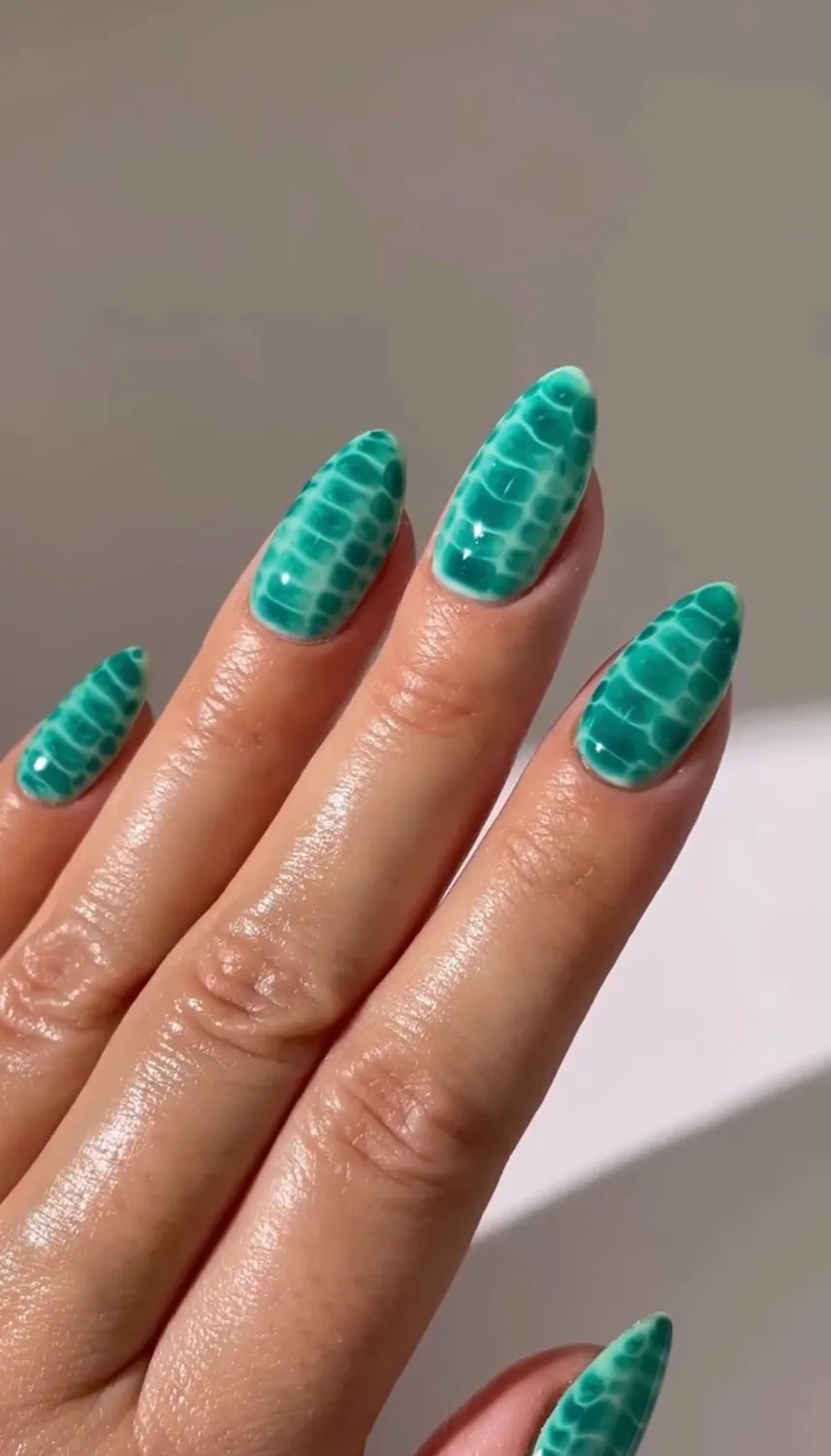 Le Mini Macaron Blooming Gel neglegel transparent nailart