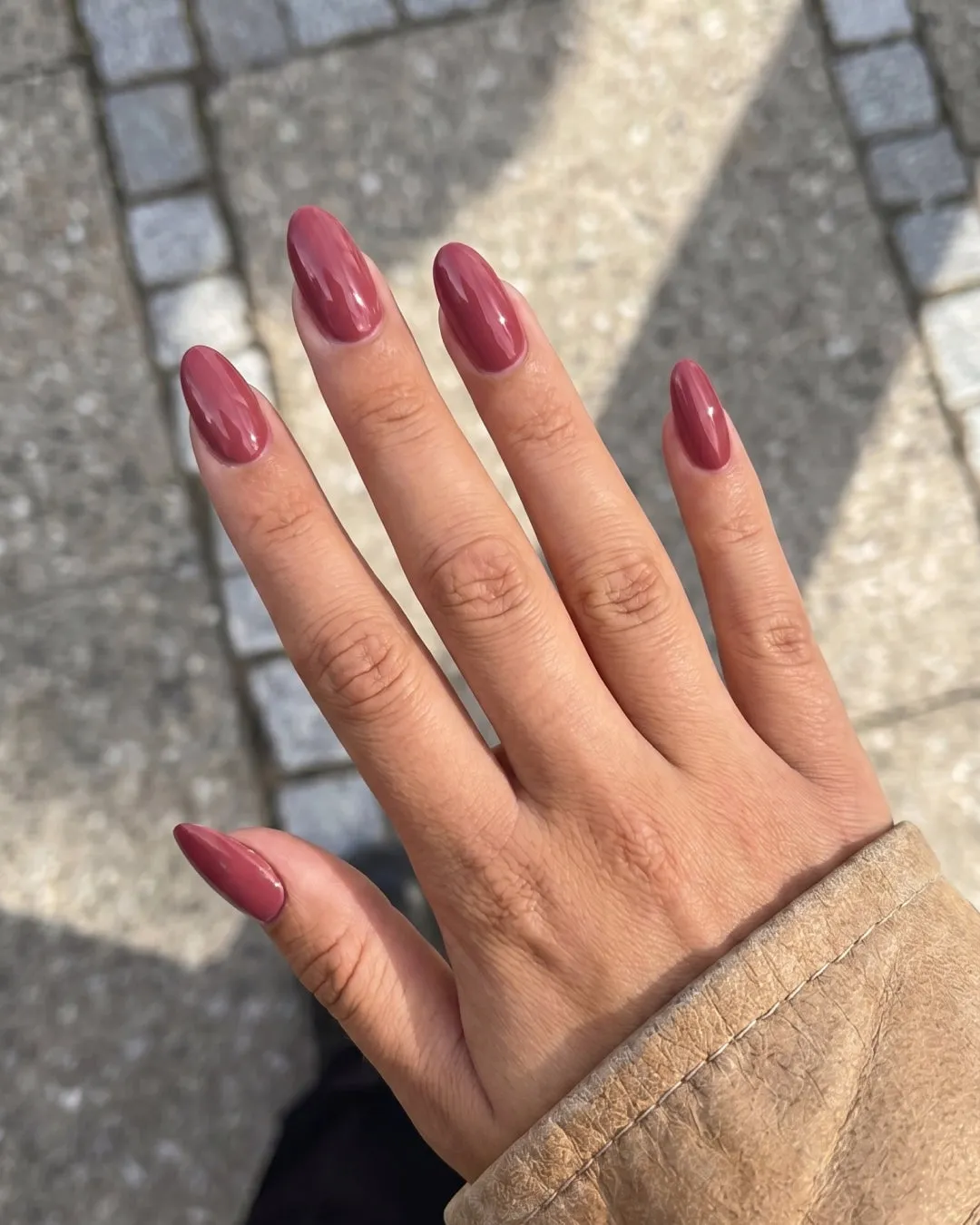 The Gel Collection 111 Guilty Pleasure gellakk rød